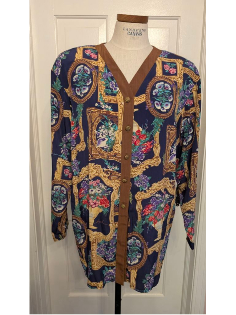 vintage S.G. Sport Collection Blouse L Navy Gold Floral